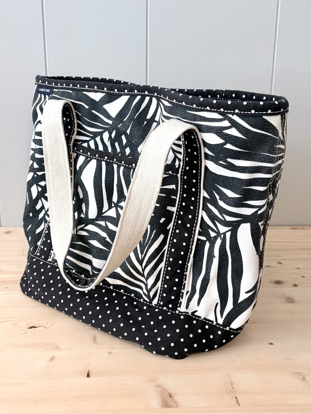 Lands End 100% Cotton Canvas Palm Print Tote Polka Dot Trim Black Cream Boat
